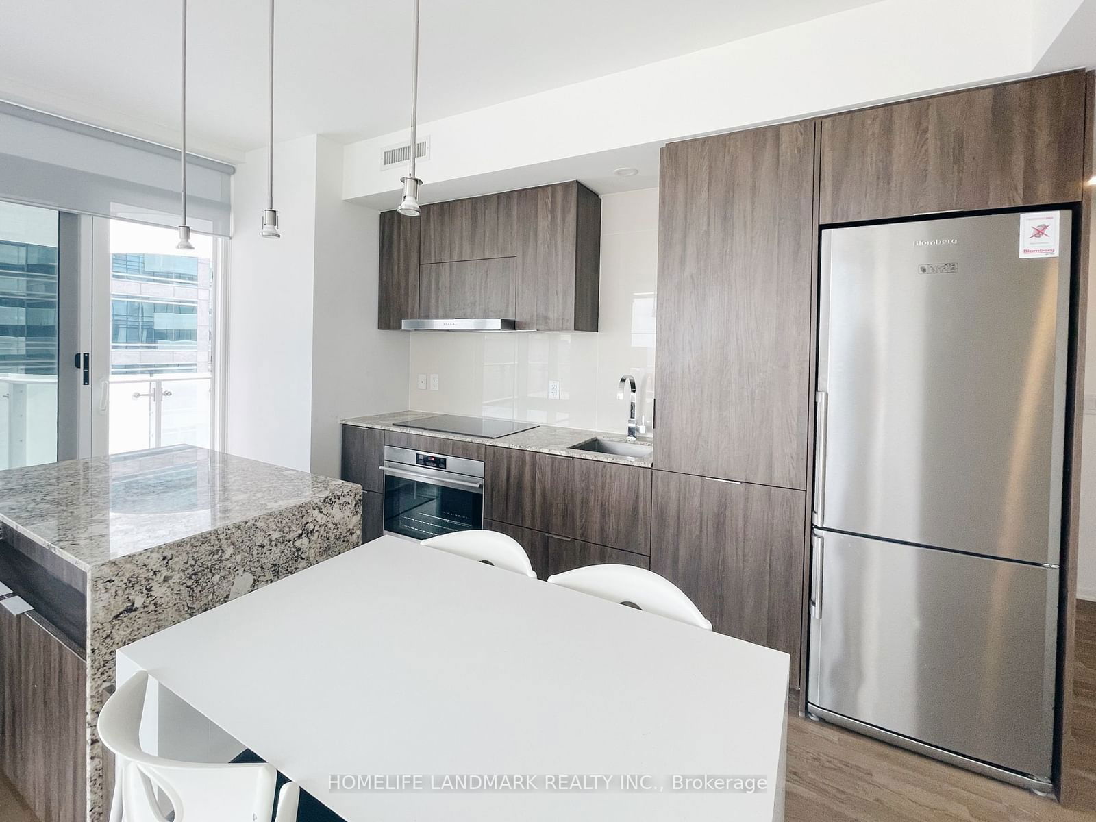 1 Bloor St E, unit 1001 for rent