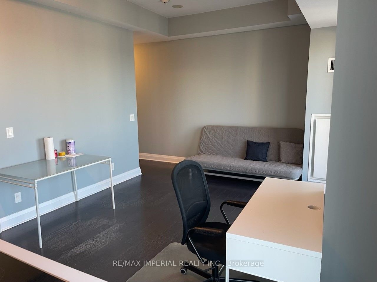 65 St Mary St, unit 4007 for rent