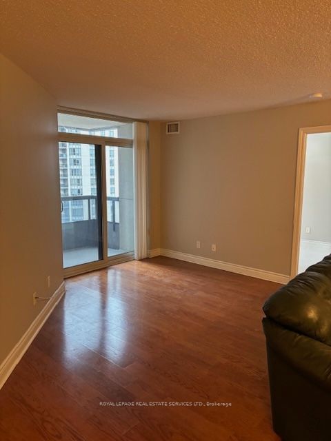 5 Northtown Way, unit 2010 for rent