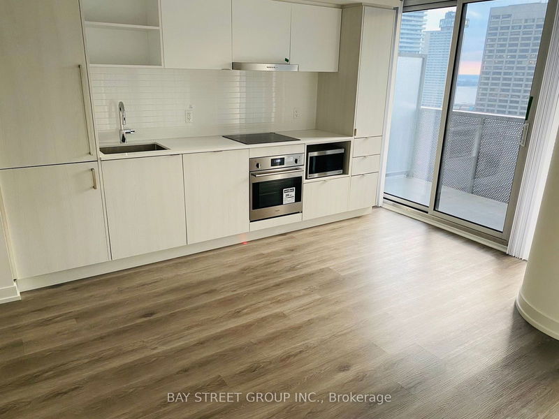 138 Downes St, unit 2015 for rent