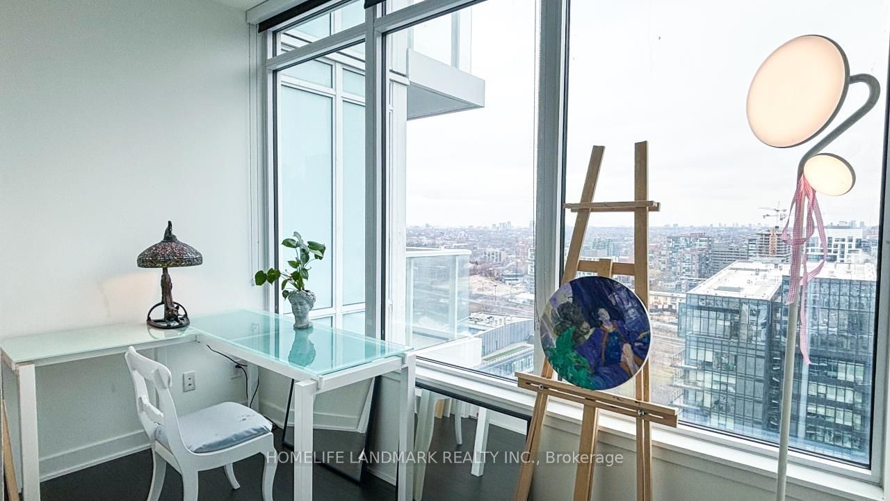 19 Bathurst St, unit 2906 for sale