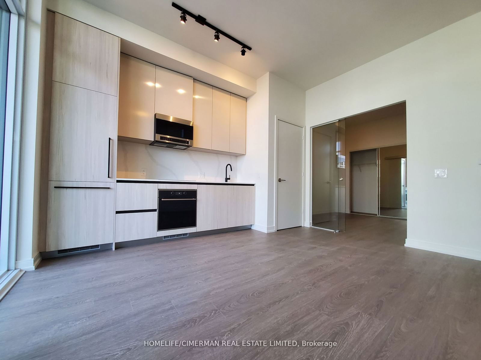 425 Front St E, unit 604 for rent