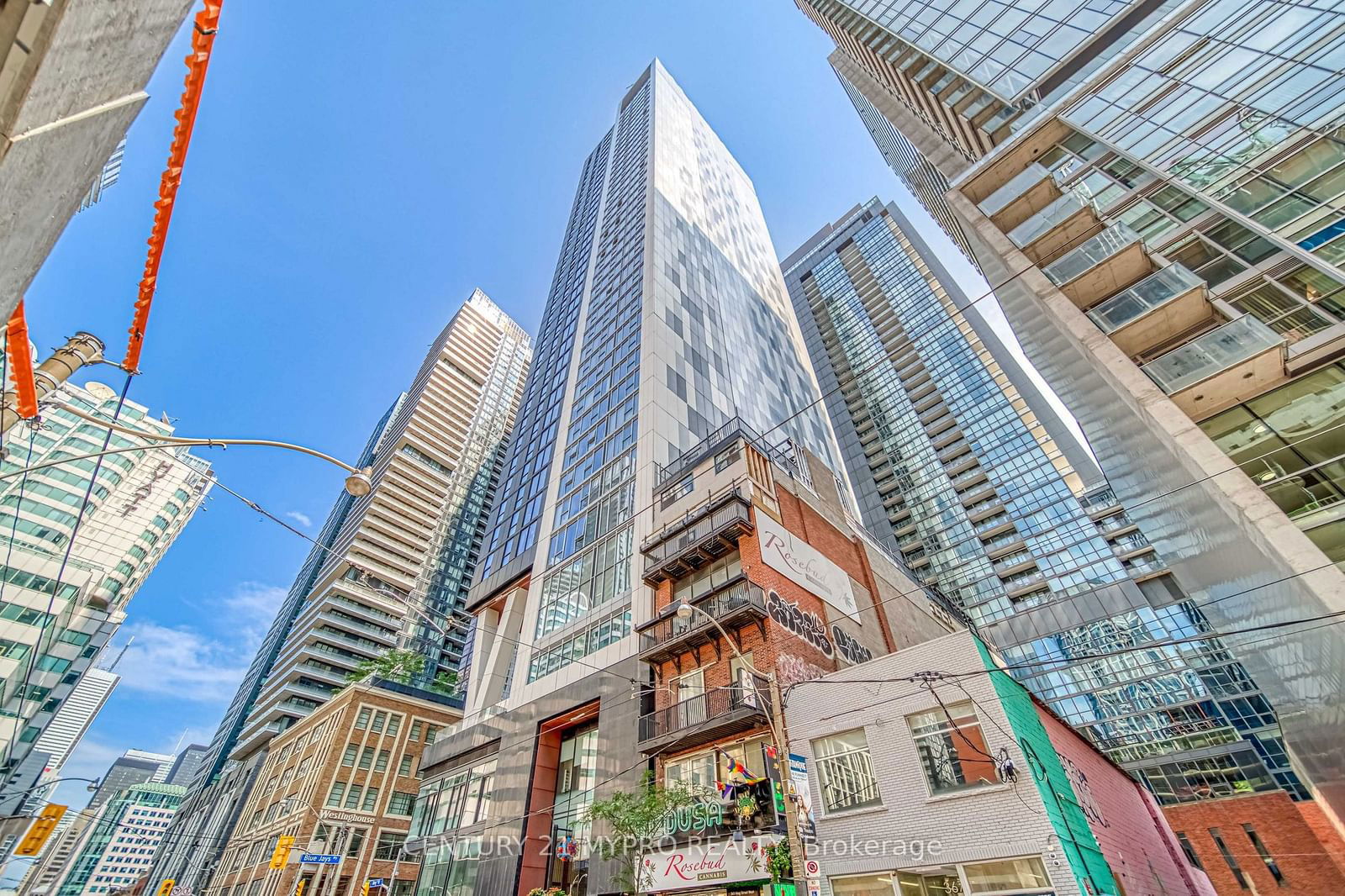 357 King St W, unit 2202 for rent