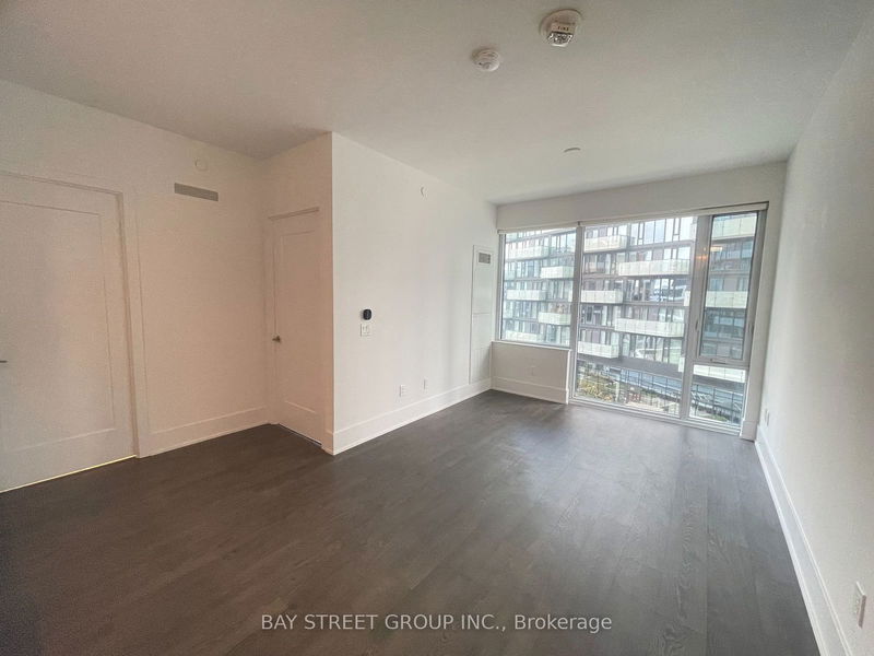 470 Front St W, unit 1010 for rent