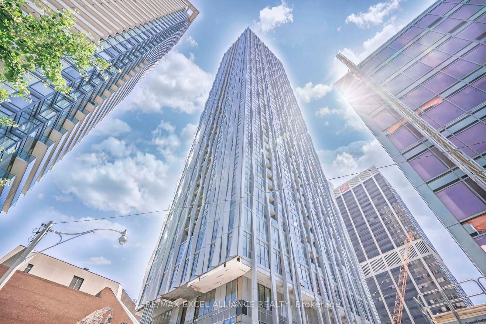 1 Yorkville Ave, unit 3112 for rent