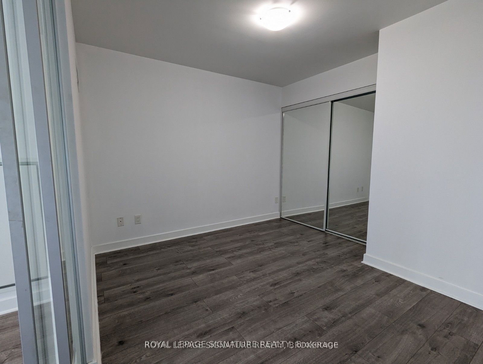 58 Orchard View Blvd, unit 609 for rent