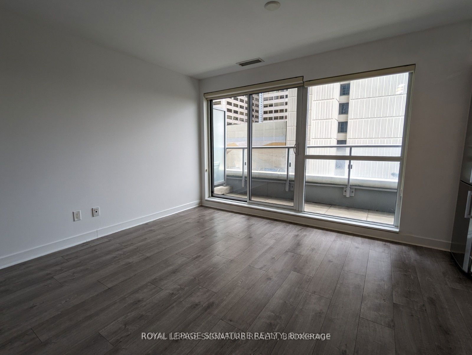 58 Orchard View Blvd, unit 609 for rent