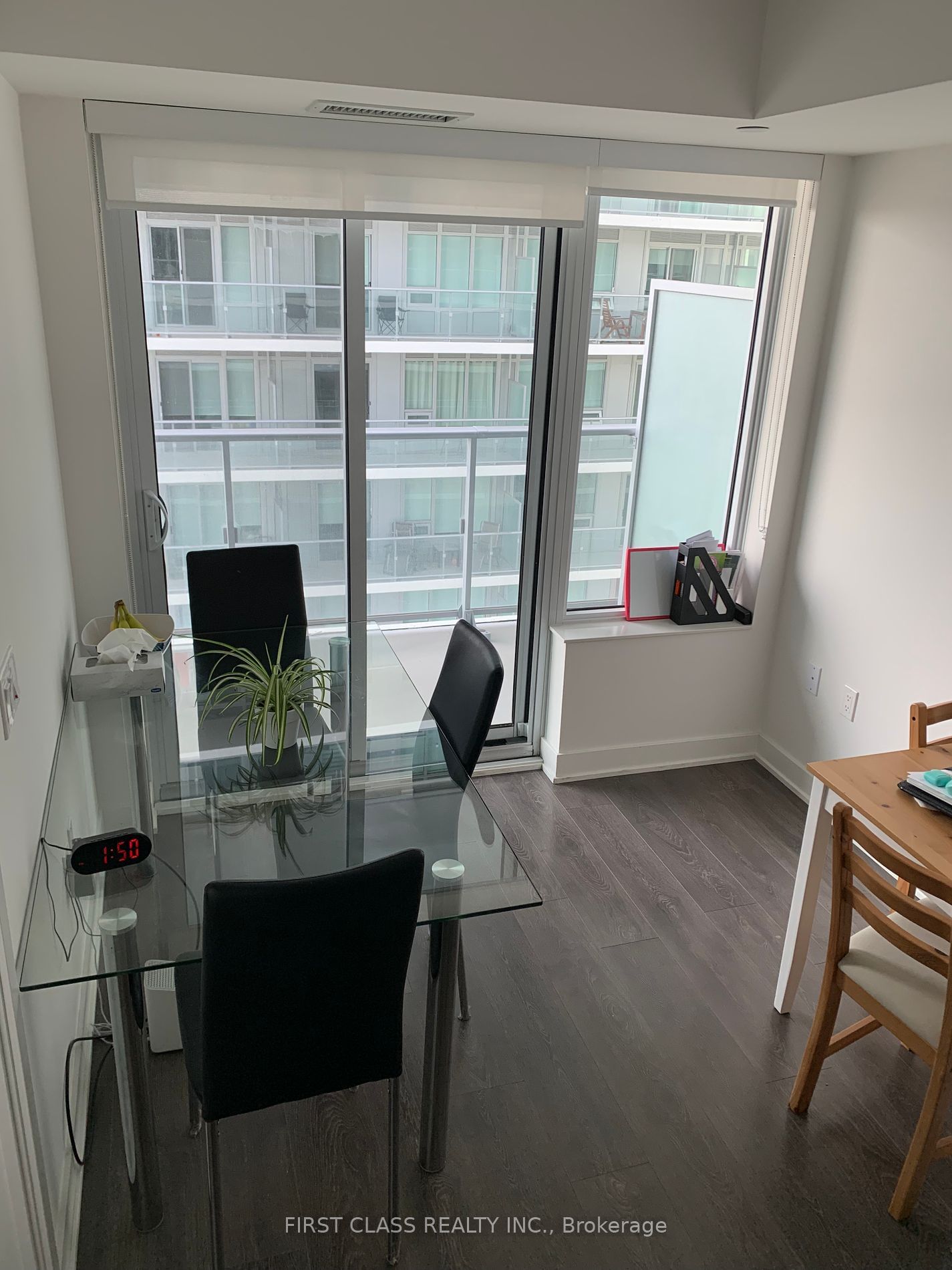 99 Broadway Ave, unit 1705 for rent