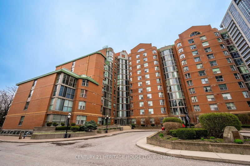 5795 Yonge St, unit 707 for sale