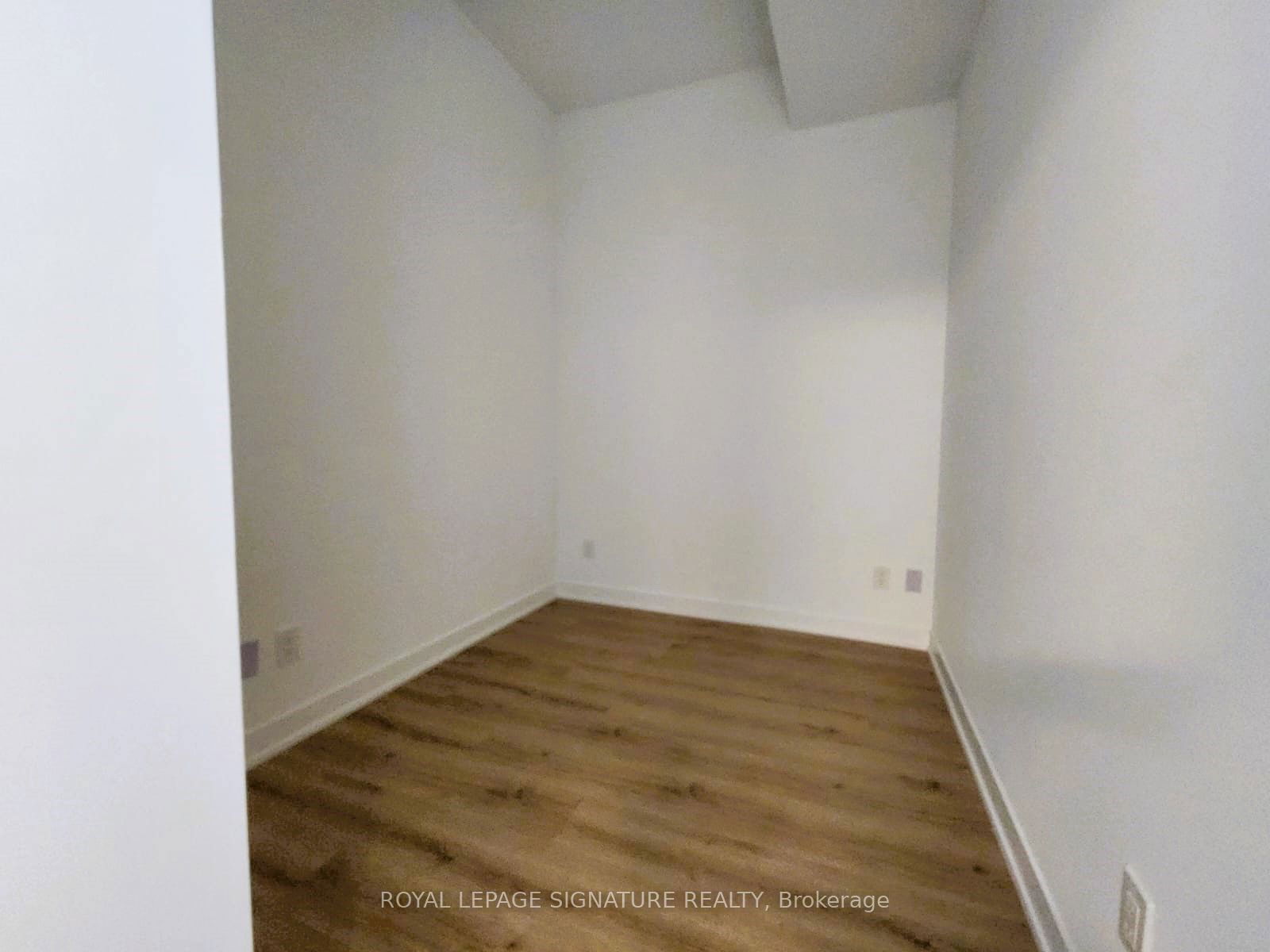 319 Jarvis St, unit PH09 for rent