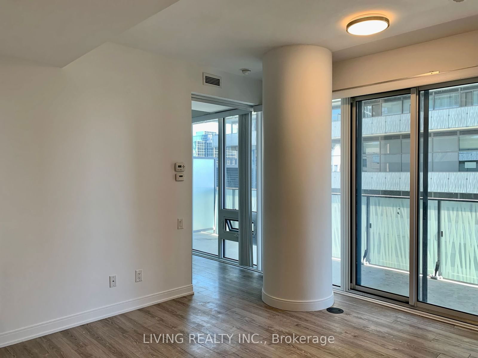 42 Charles St E, unit 1201 for rent