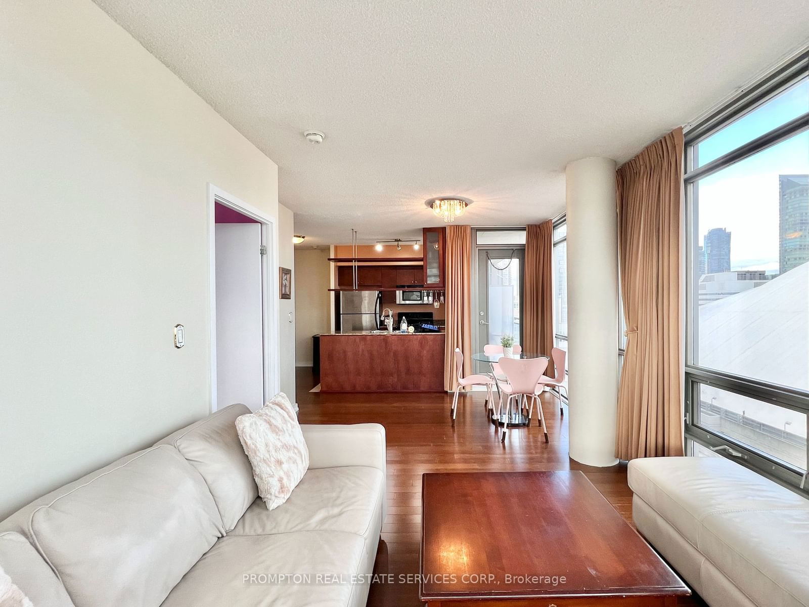 3 Navy Wharf Crt, unit 2509 for rent