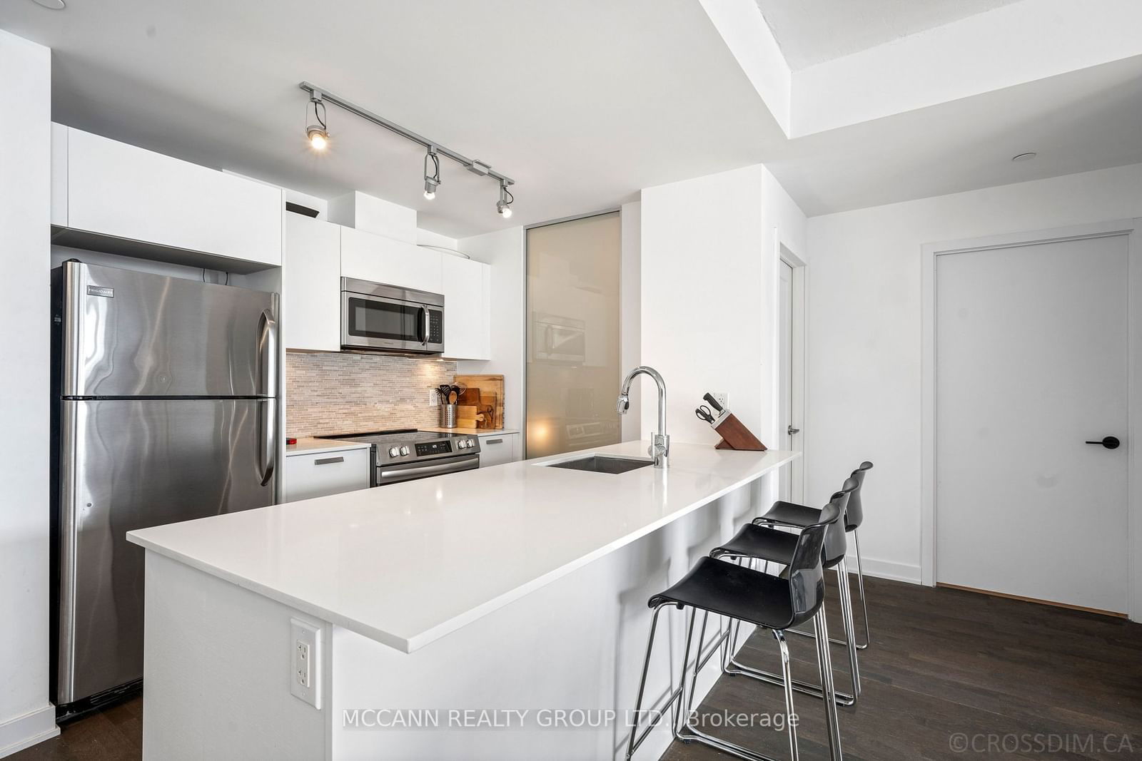 1815 Yonge St, unit 1801 for sale