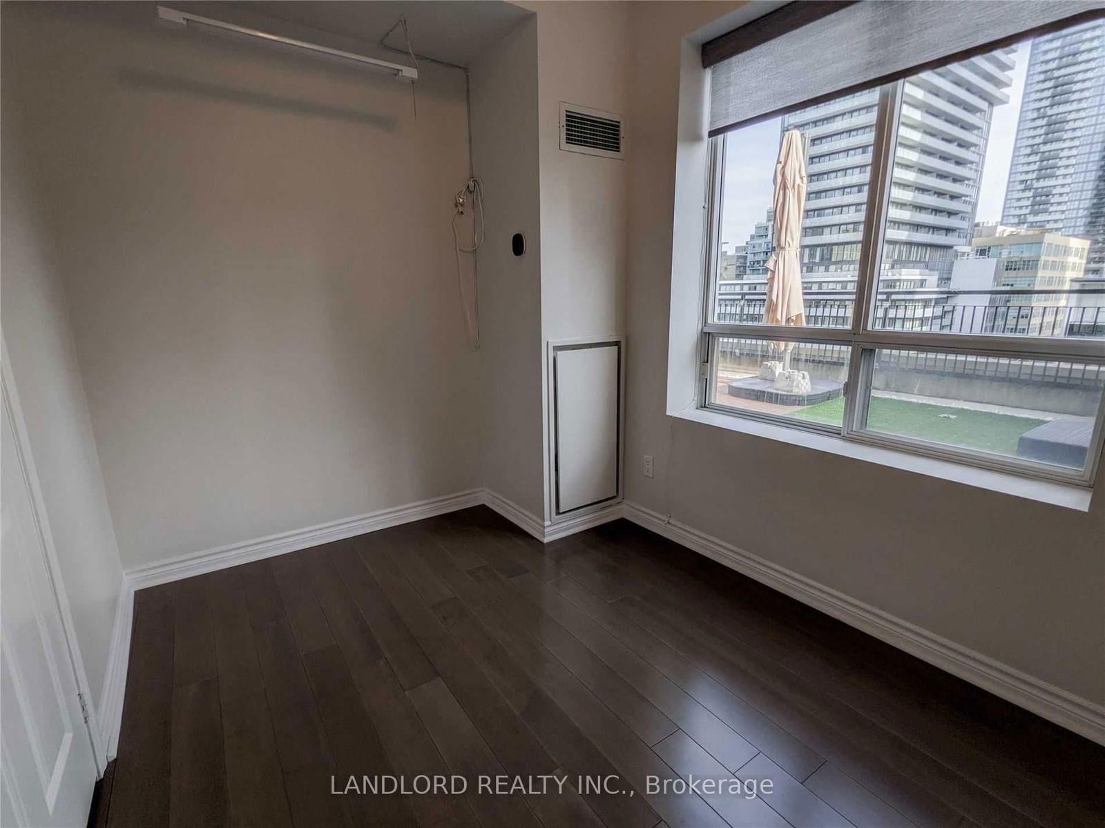 188 Redpath Ave, unit PH9 for rent