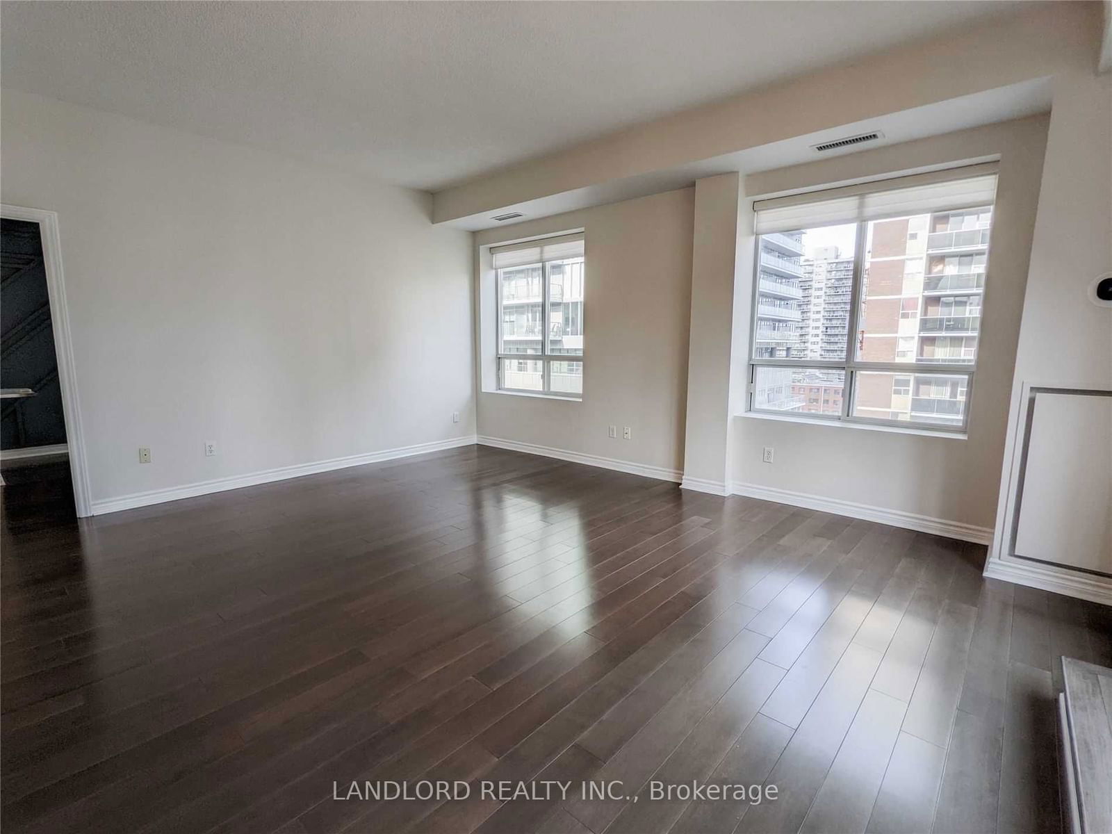 188 Redpath Ave, unit PH9 for rent