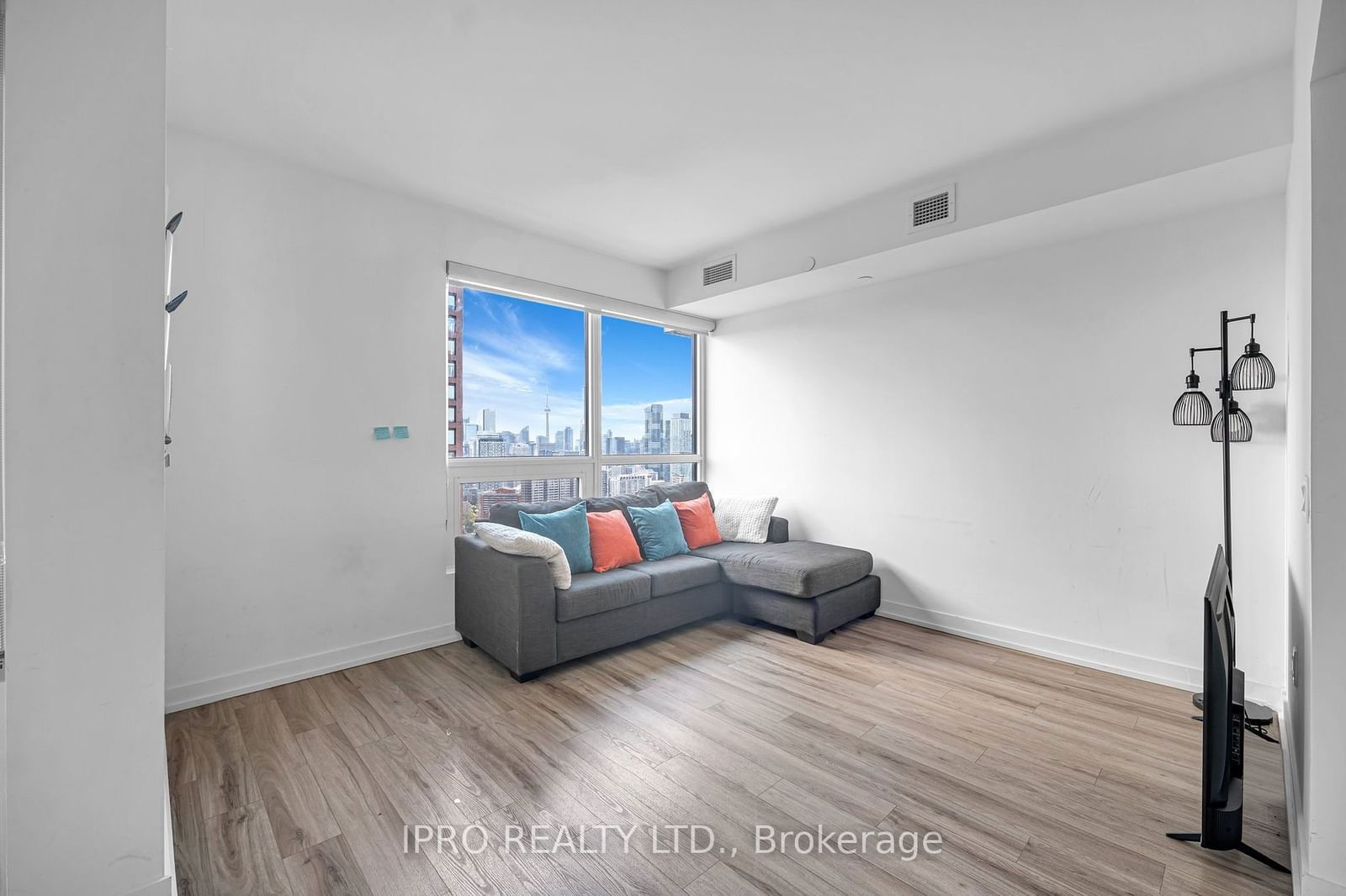 395 BLOOR St E, unit 3011 for sale