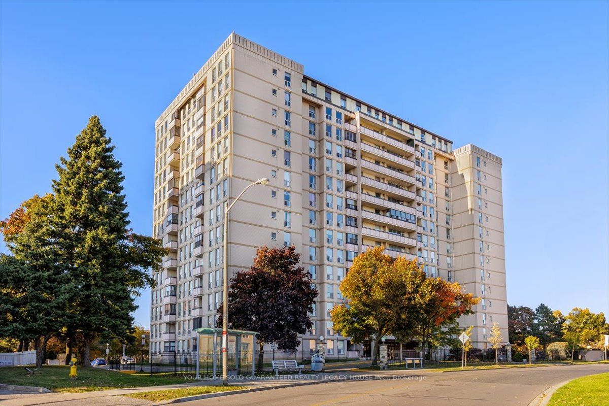 130 Neptune Dr, unit 607 for sale