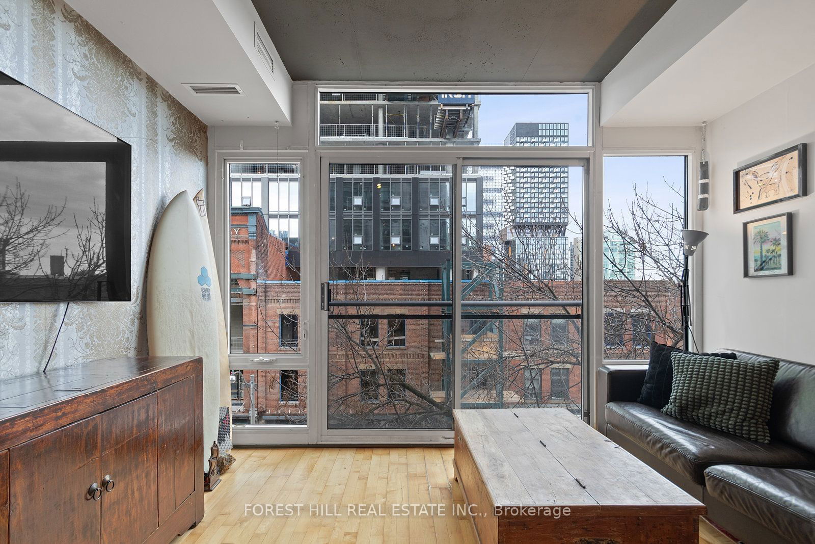 127 Queen St E, unit 406 for sale