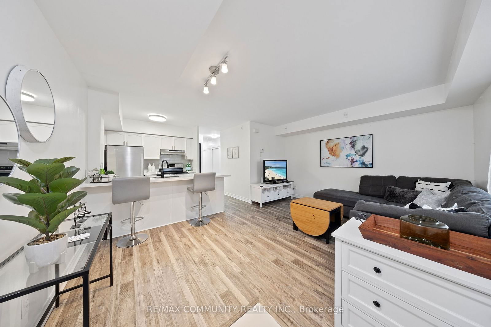 1 Sudbury St, unit 101 for sale