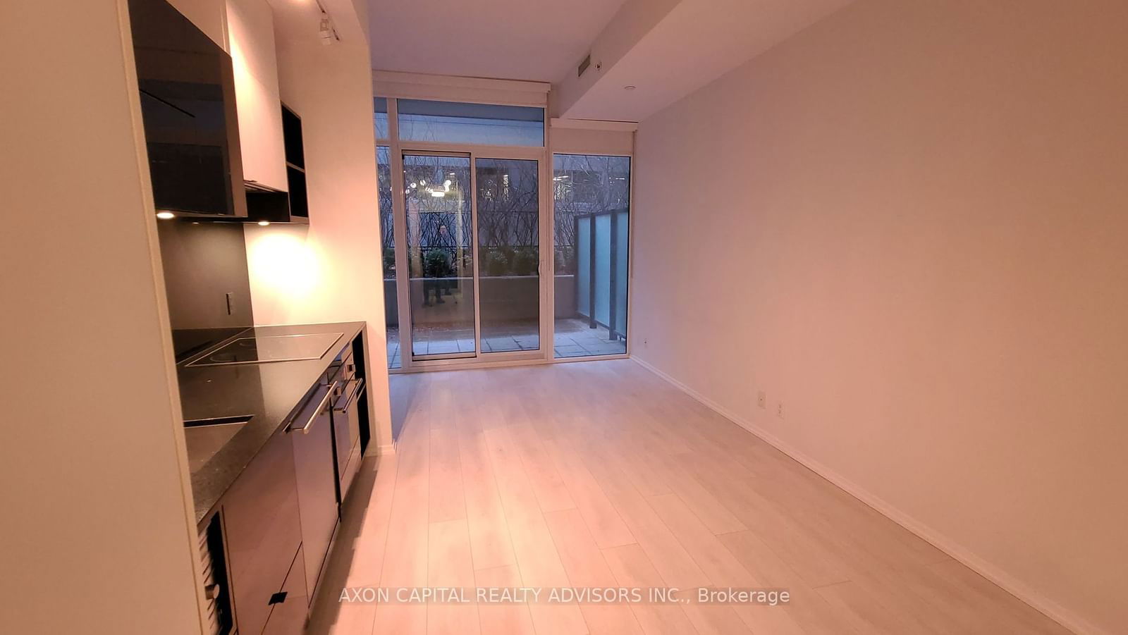 125 Peter St, unit 510 for rent