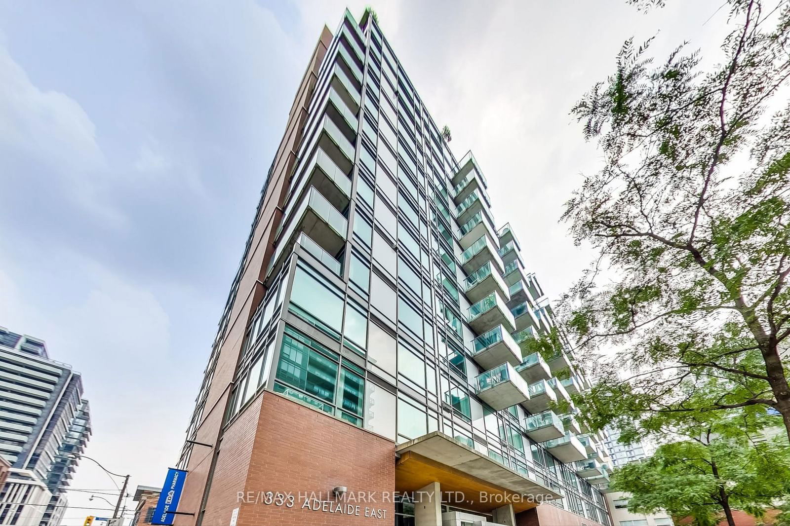 333 Adelaide St E, unit 1002 for rent