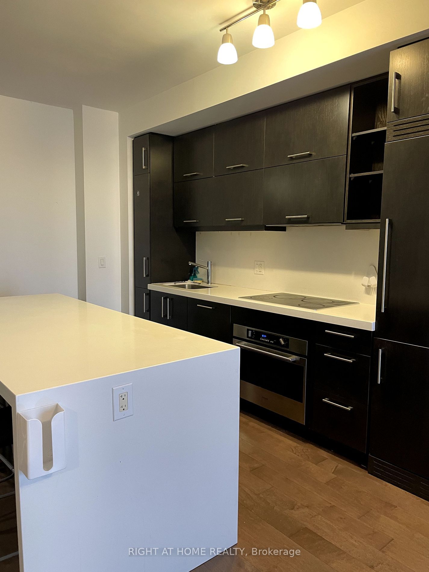 65 St. Mary St, unit 2105 for rent