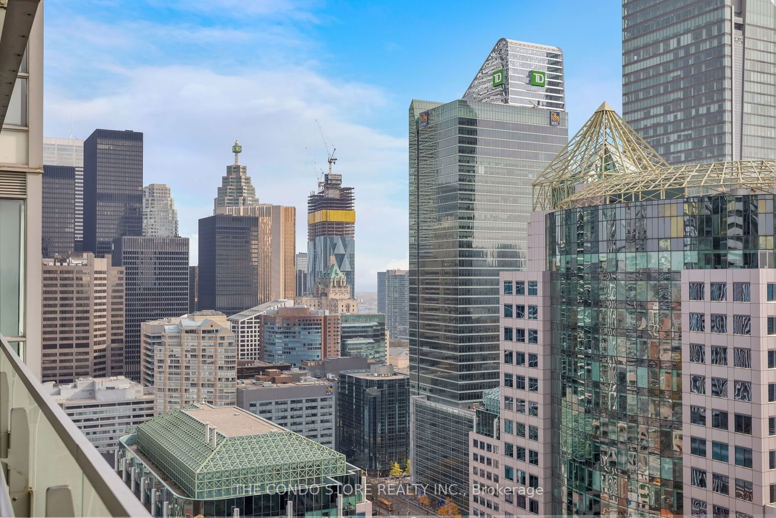 Festival Tower, Downtown, Toronto