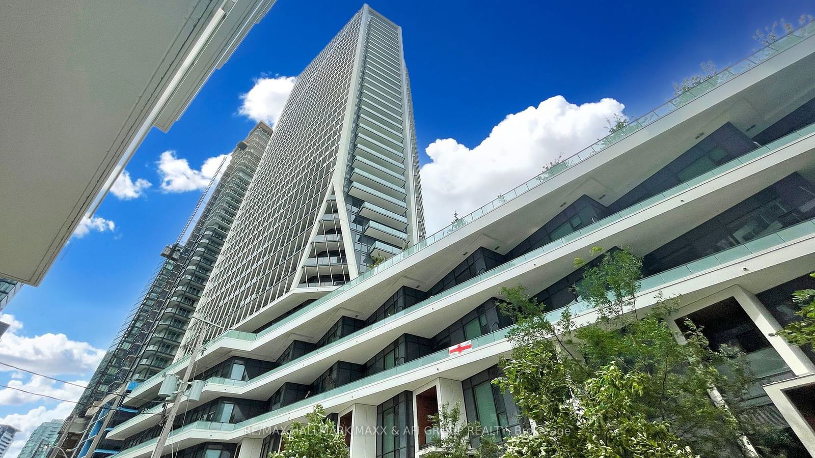 50 Ordnance St, unit 2501 for sale