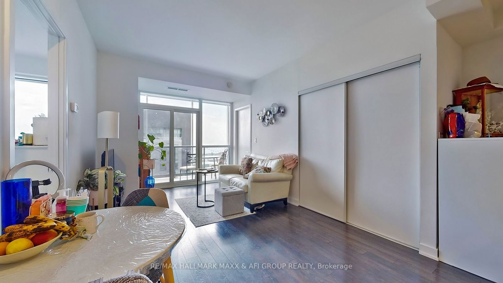 50 Ordnance St, unit 2501 for sale