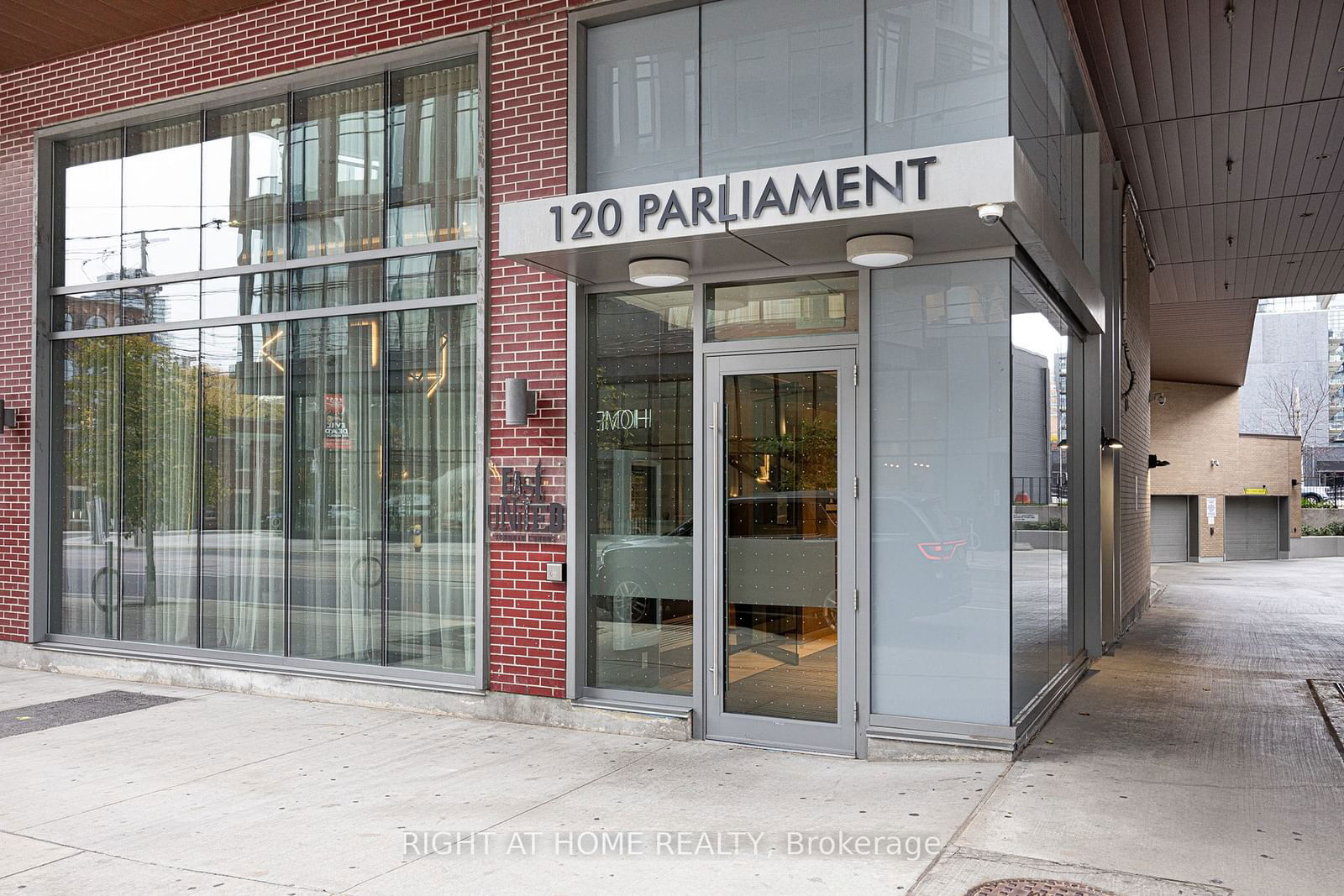 120 Parliament St, unit 2007 for sale