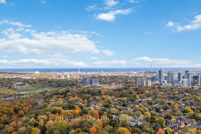 585 Bloor St E, unit 4218 for sale