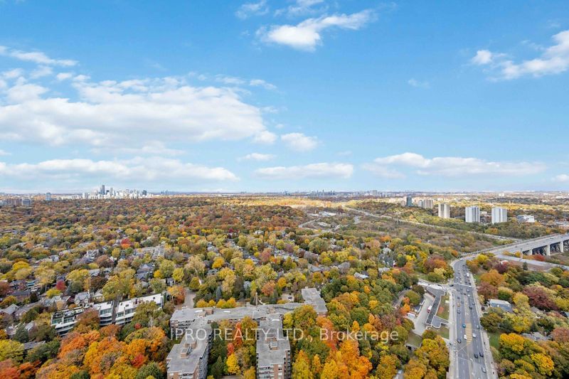 585 Bloor St E, unit 4218 for sale