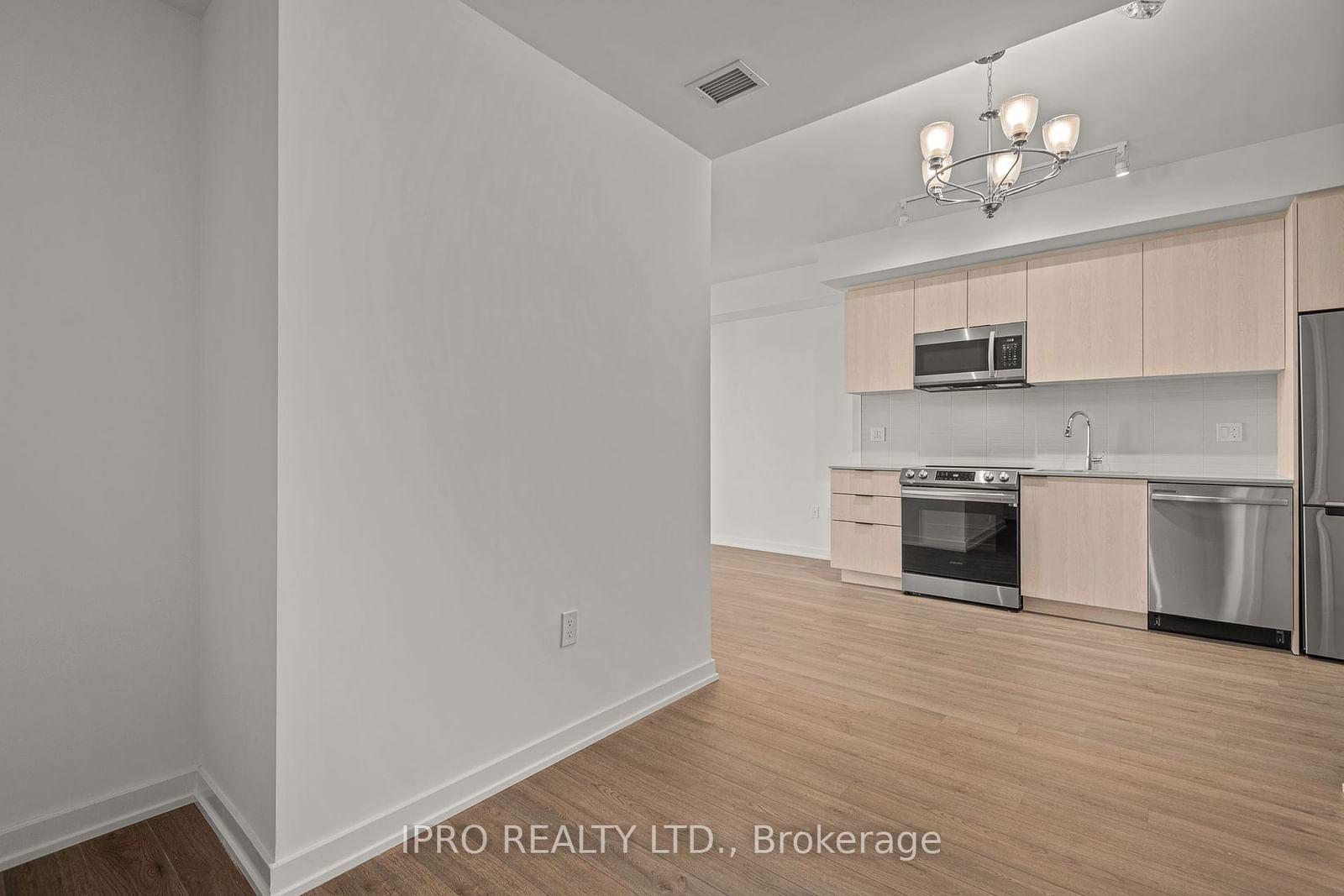 48 Power St, unit 1804 for sale