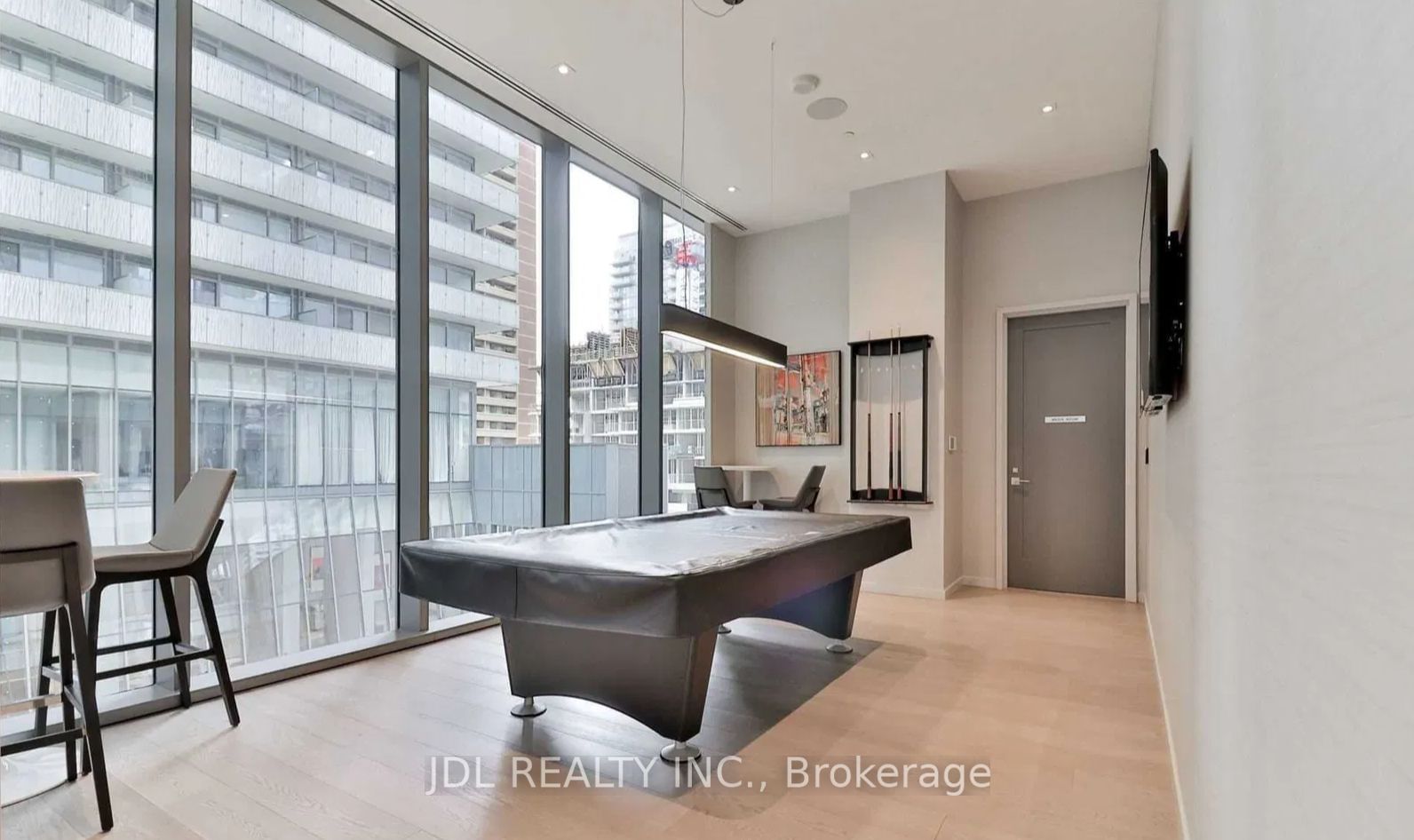 42 Charles St E, unit 4107 for sale