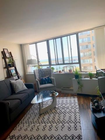 260 Queens Quay W, unit 1304 for sale