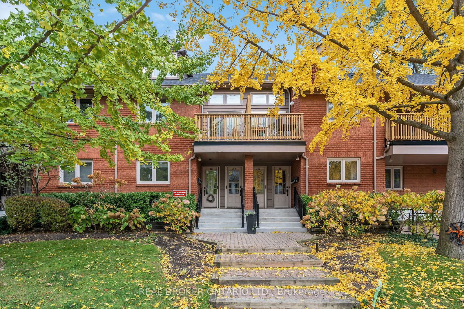 357 Albany Avenue Townhouses, Midtown, Toronto