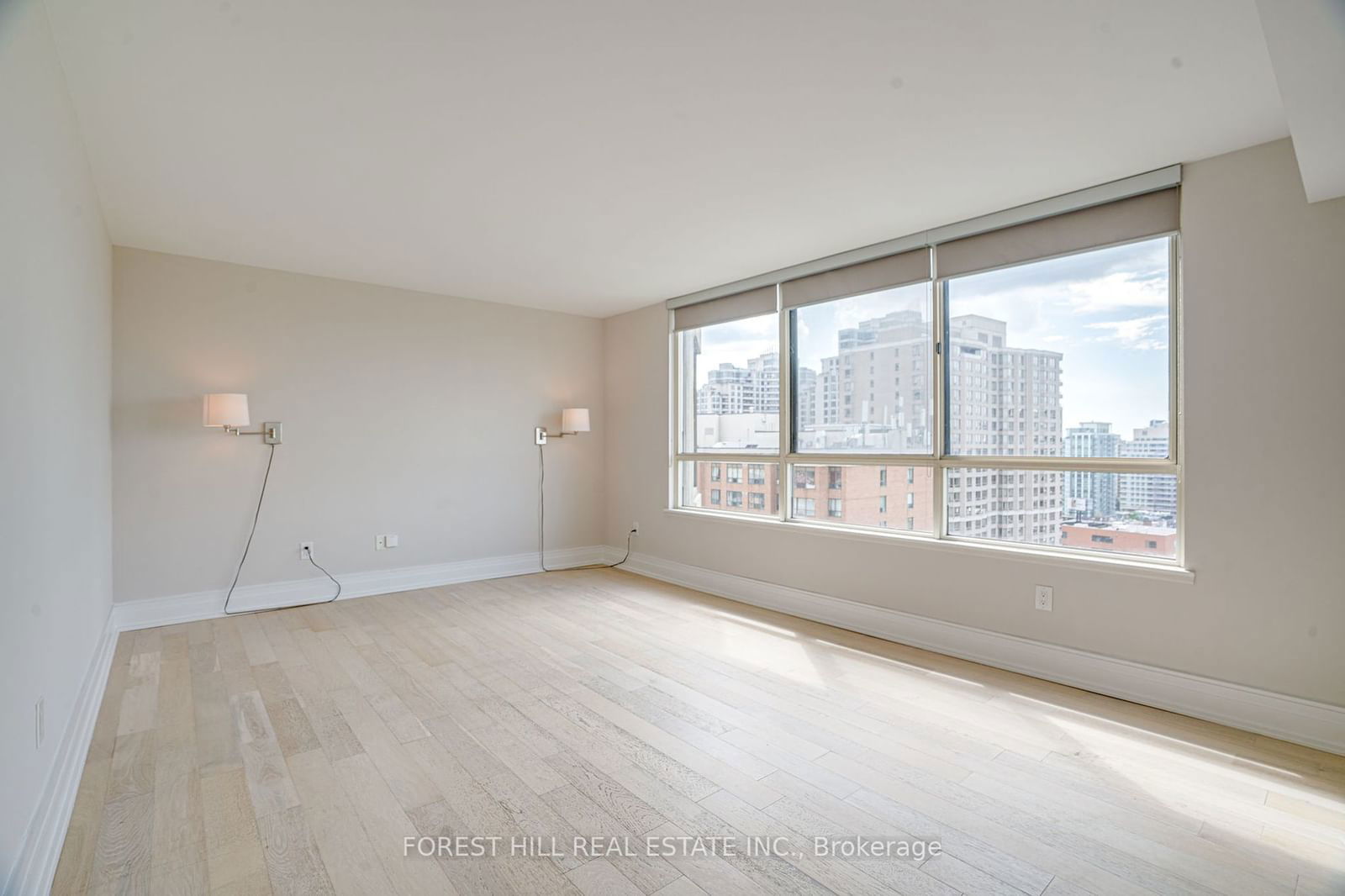 5444 Yonge St, unit 1607 for sale