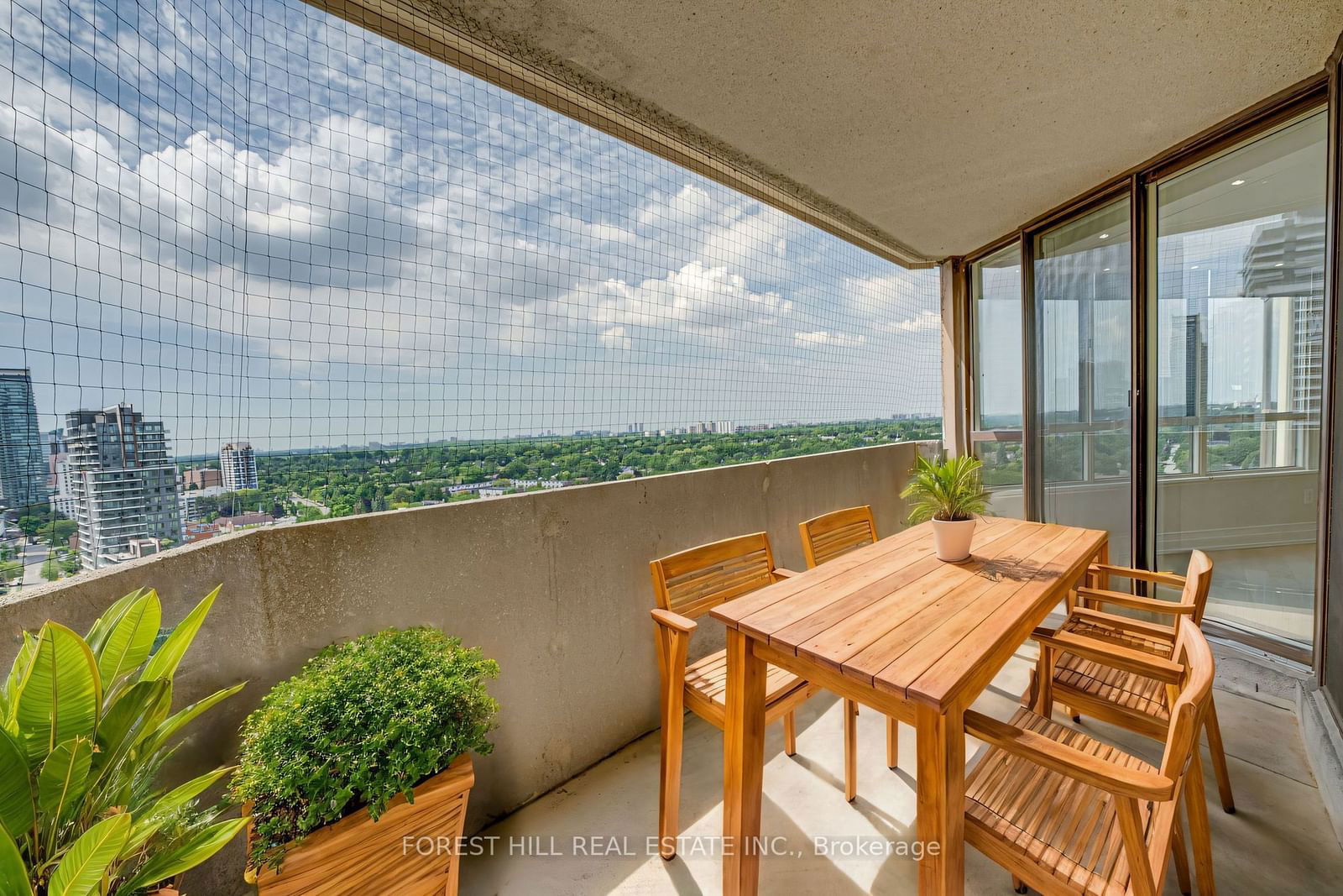 5444 Yonge St, unit 1607 for sale