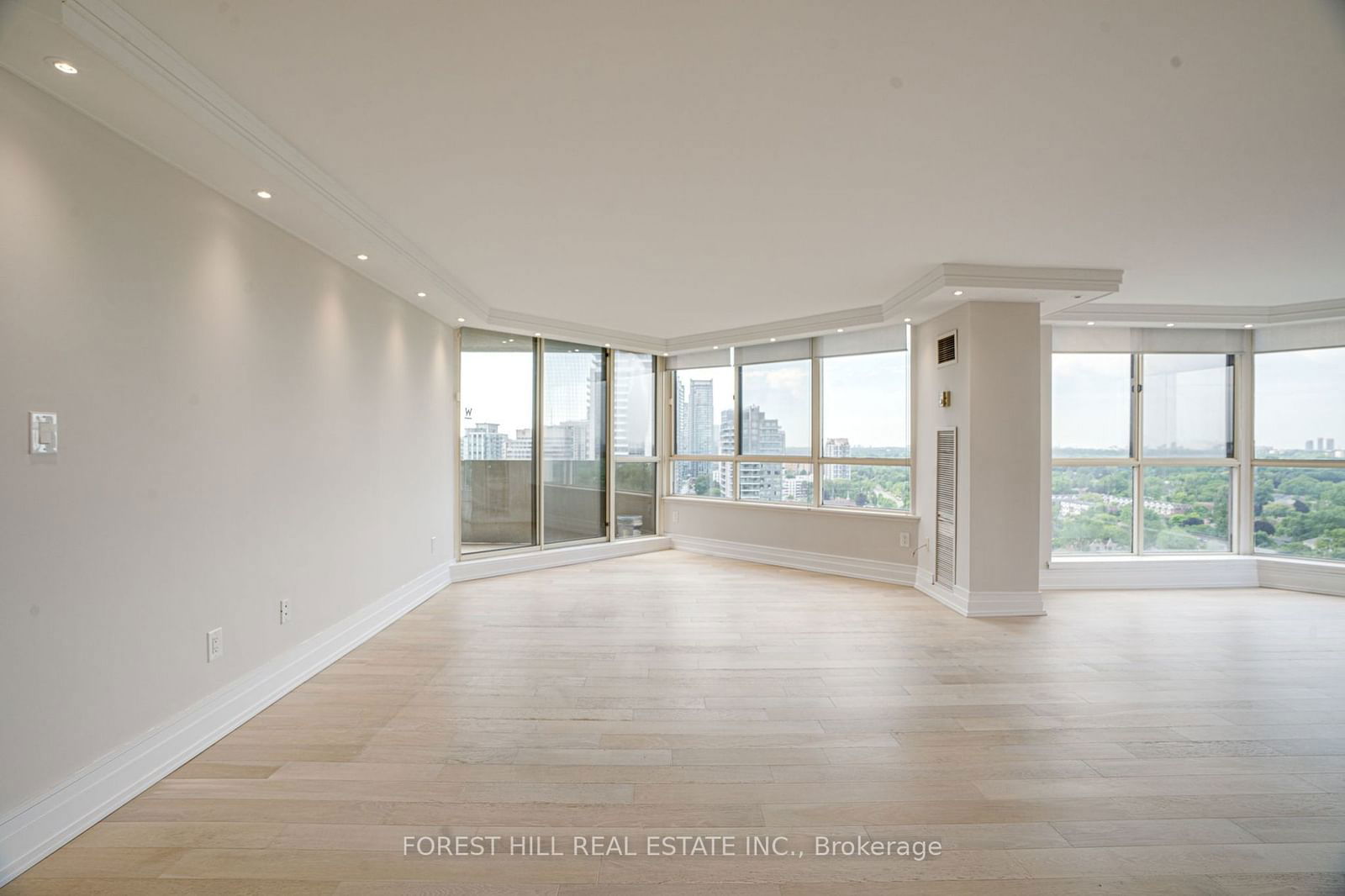 5444 Yonge St, unit 1607 for sale