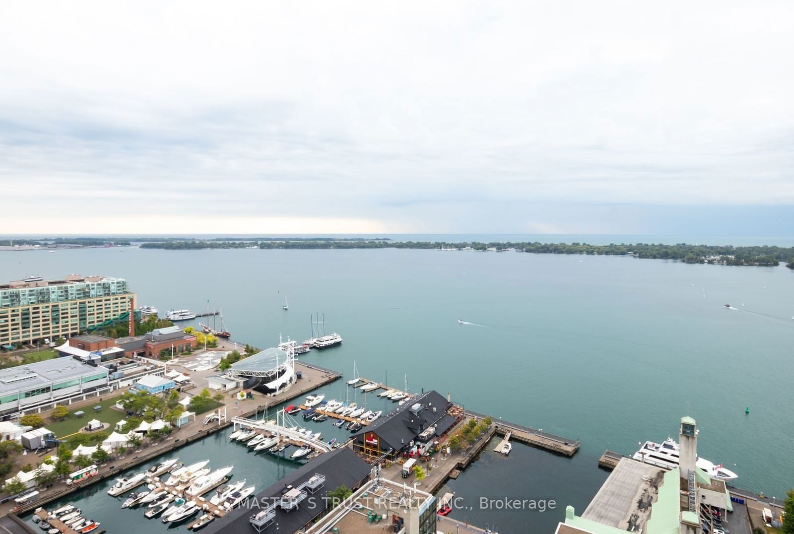 270 Queens Quay W, unit 805 for sale