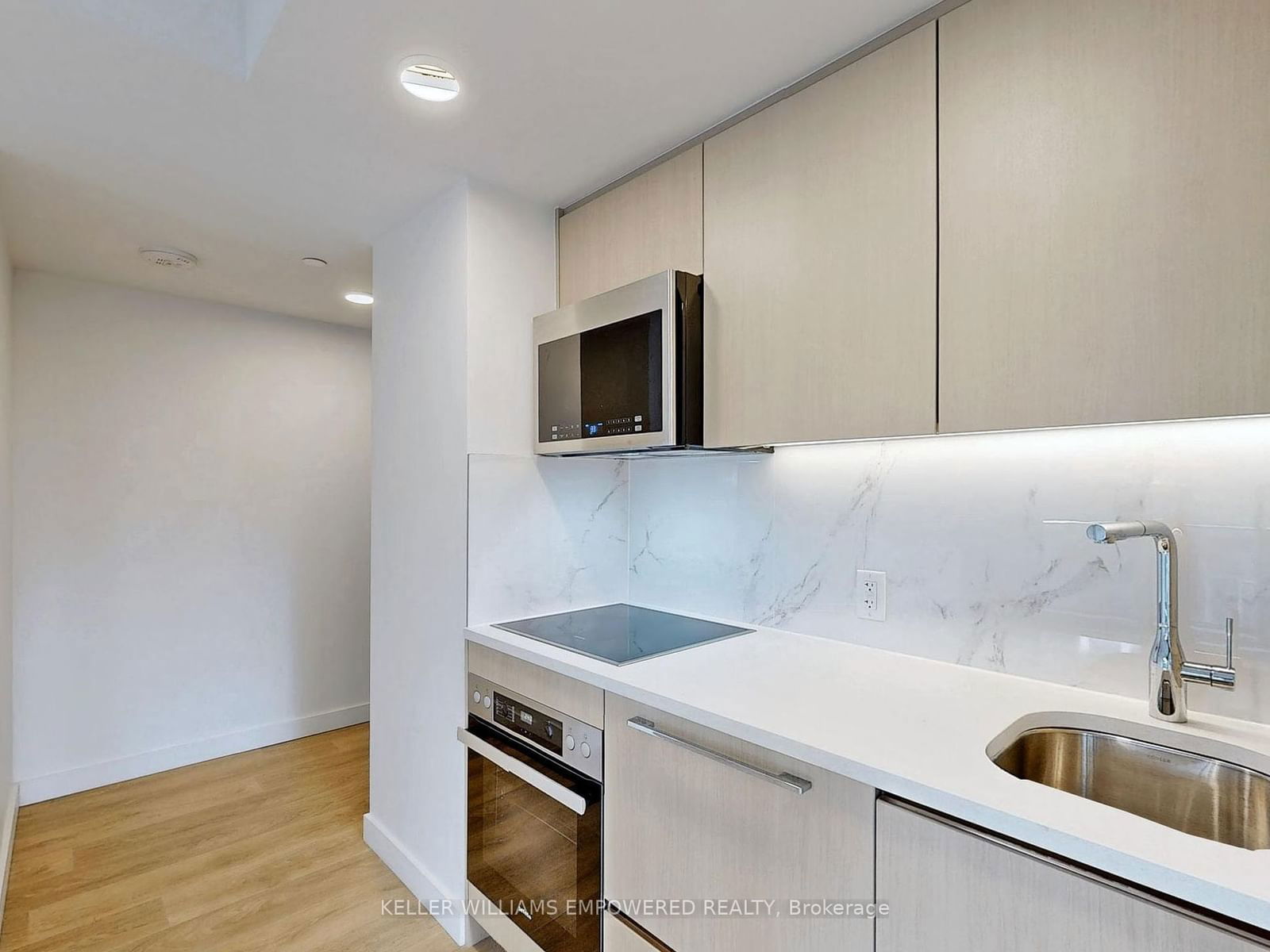 38 Widmer St, unit 511 for rent