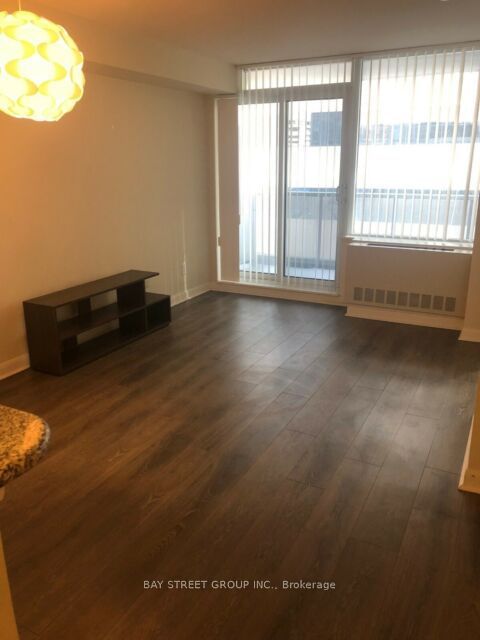 4968 Yonge St, unit 612 for rent