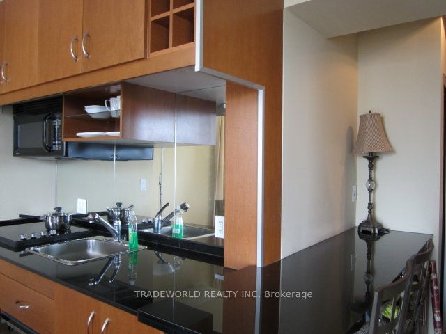 1 King St W, unit 2110 for rent