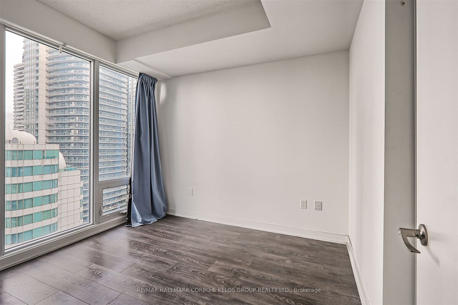 125 Blue Jays Way, unit 2507 for sale