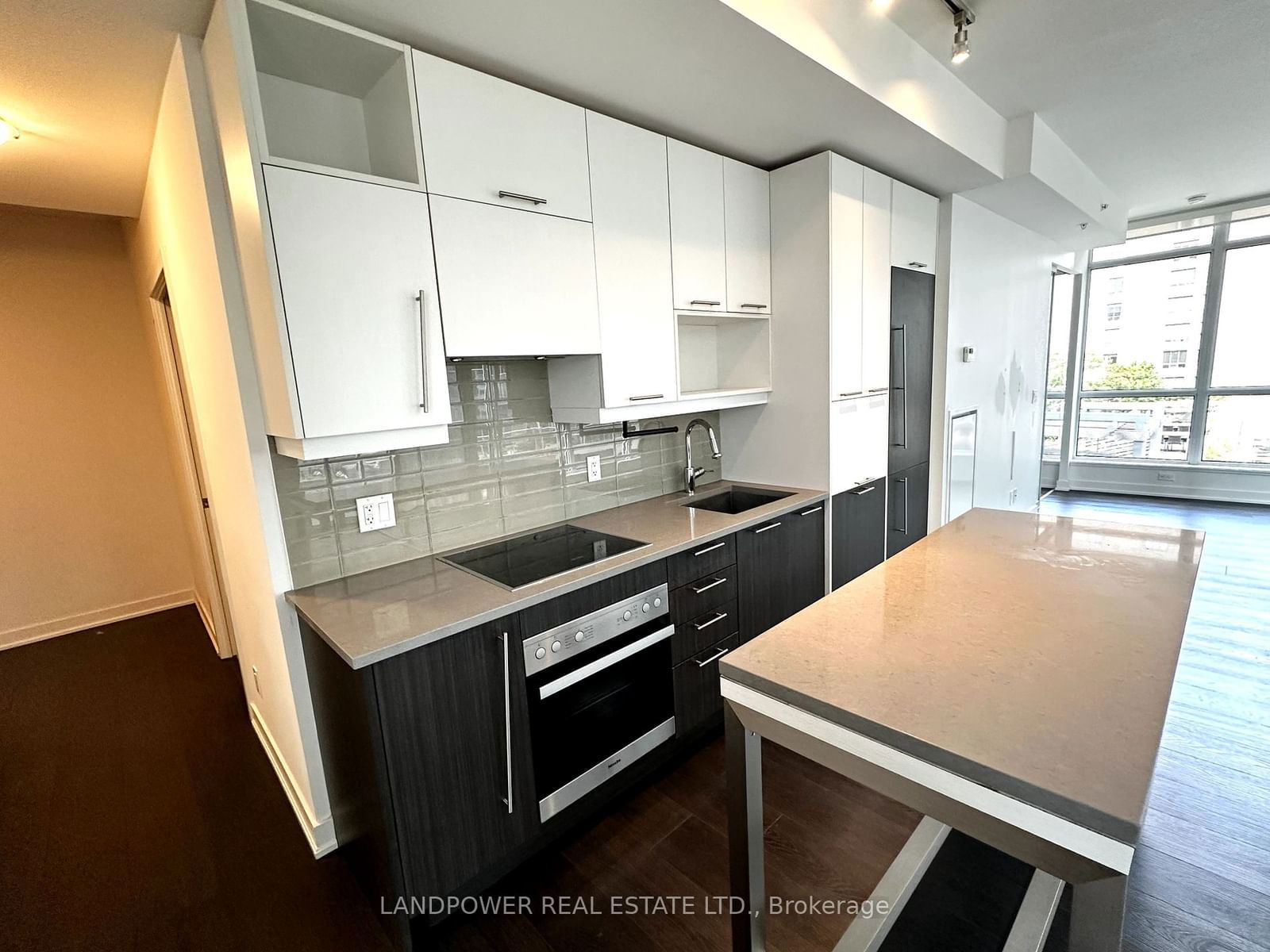 30 Nelson St, unit 704 for rent