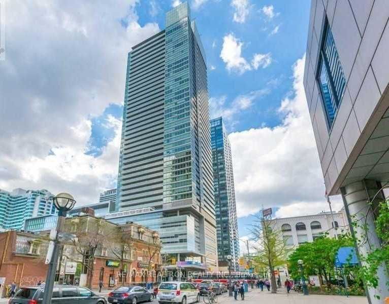 80 John St, unit 2302 for rent