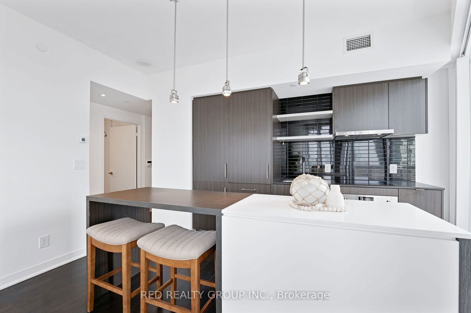 88 Harbour St, unit 4702 for sale