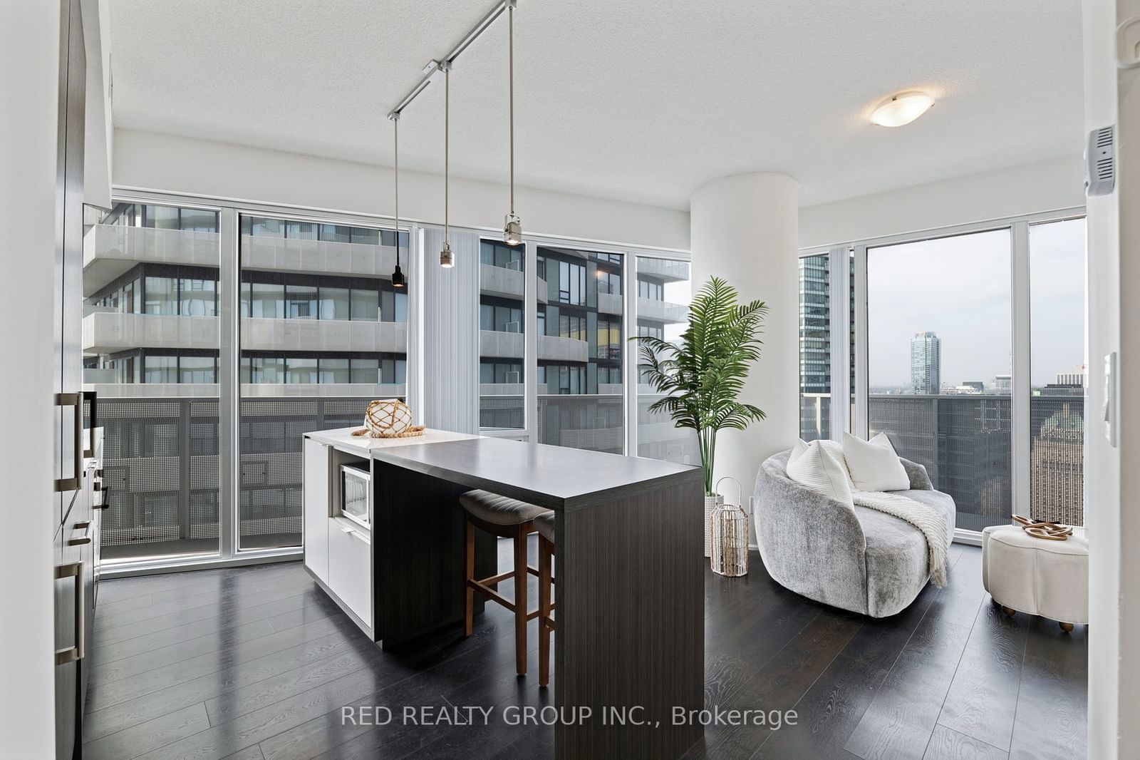 88 Harbour St, unit 4702 for sale