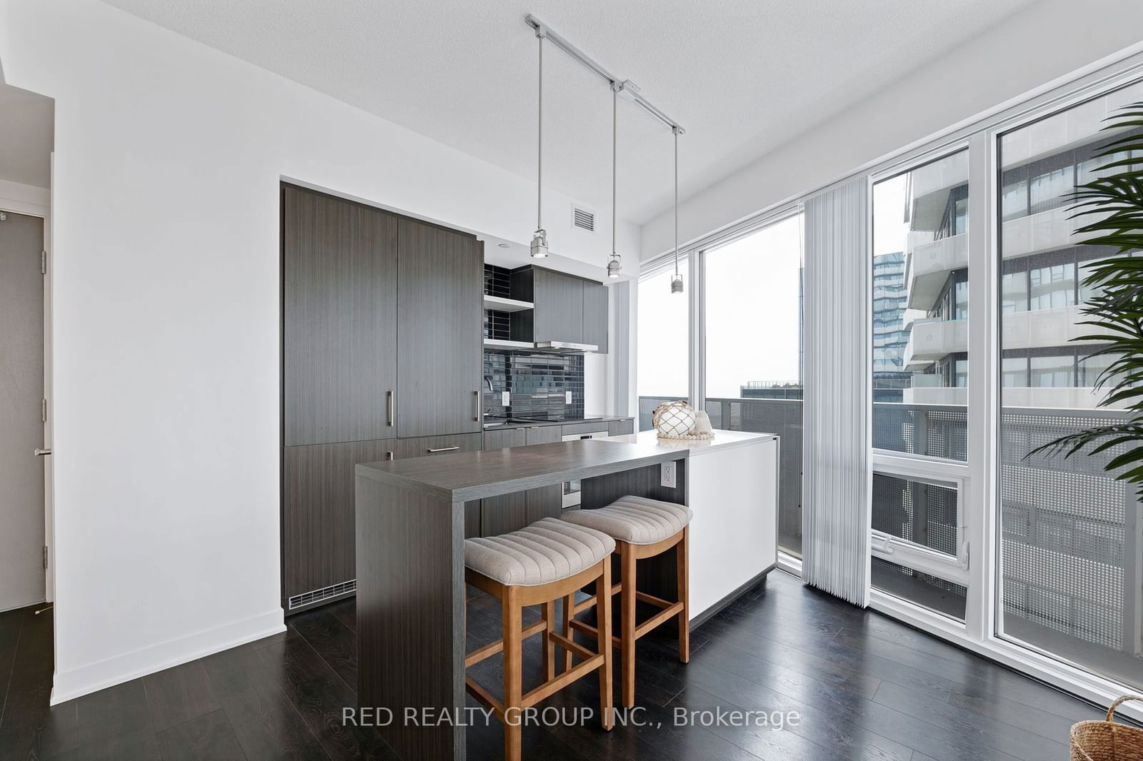 88 Harbour St, unit 4702 for sale