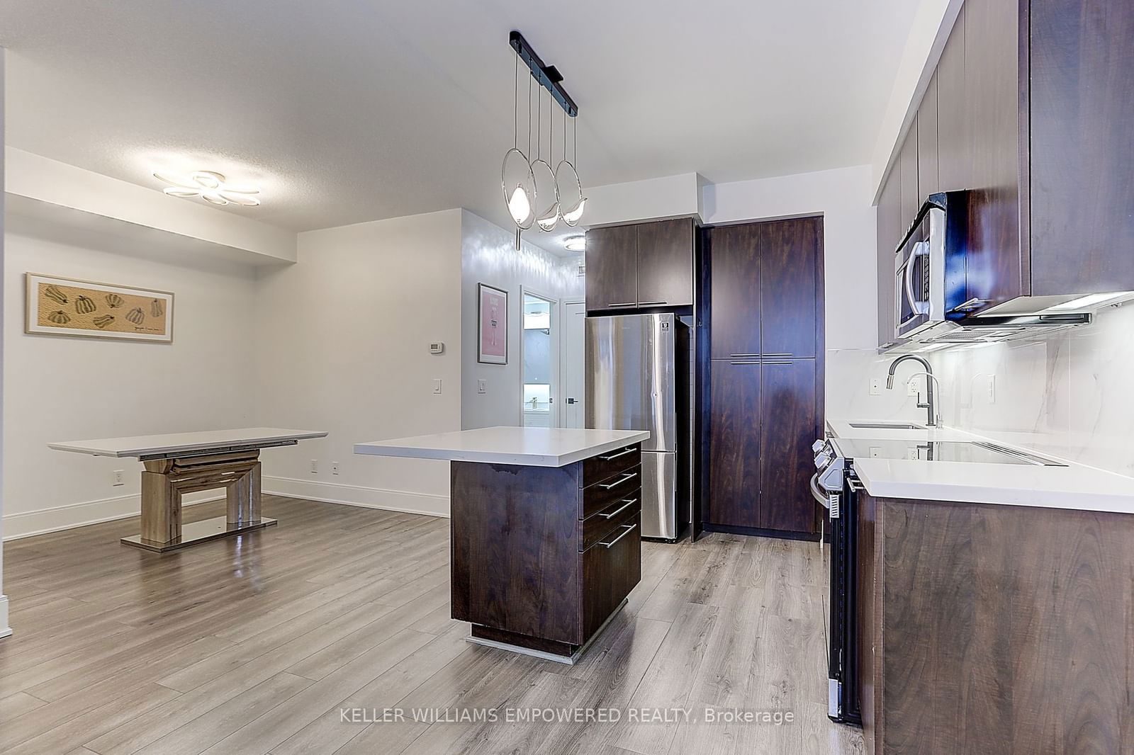 25 Broadway Ave, unit 1105 for sale